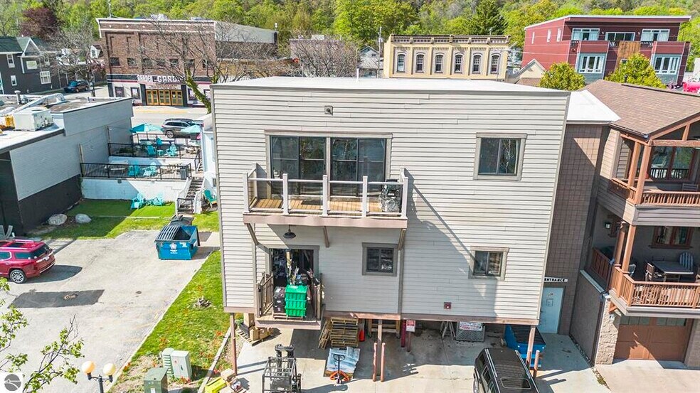 More Photos Of 310 Main St, Frankfort Storefront For Sale