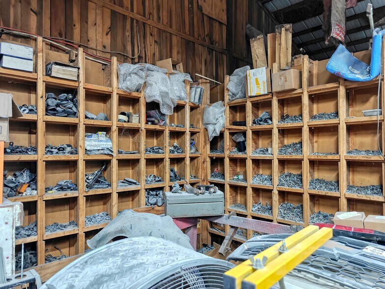 More Photos Of 3150 Highway 70 W, Camden Auto Salvage Facility For Sale