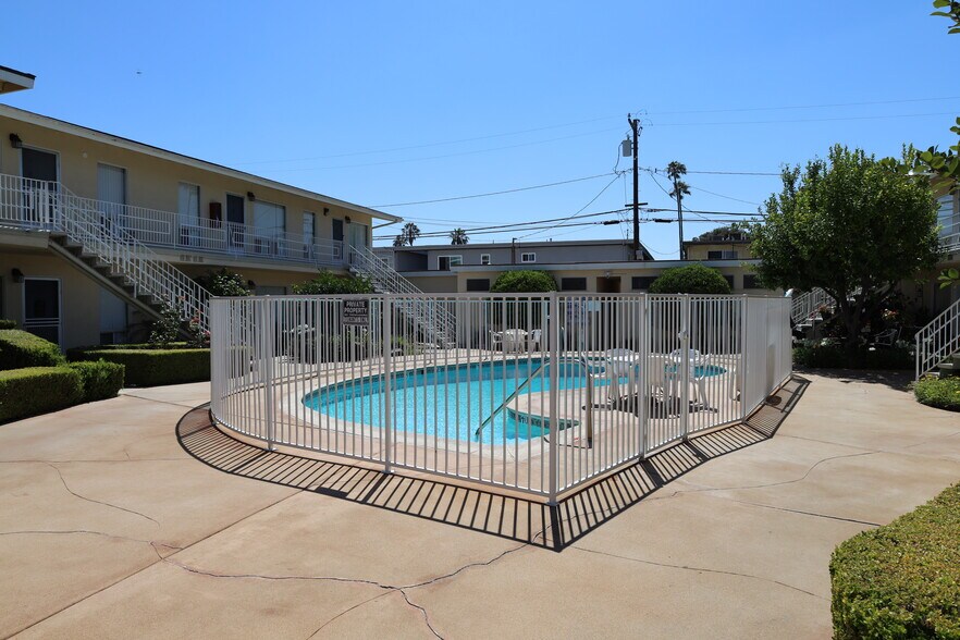 More Photos Of 931-935 S Trident St, Anaheim Apartments For Sale