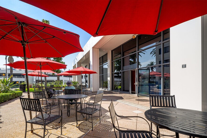 More Photos Of 500 S Main St, Orange Office For Sale