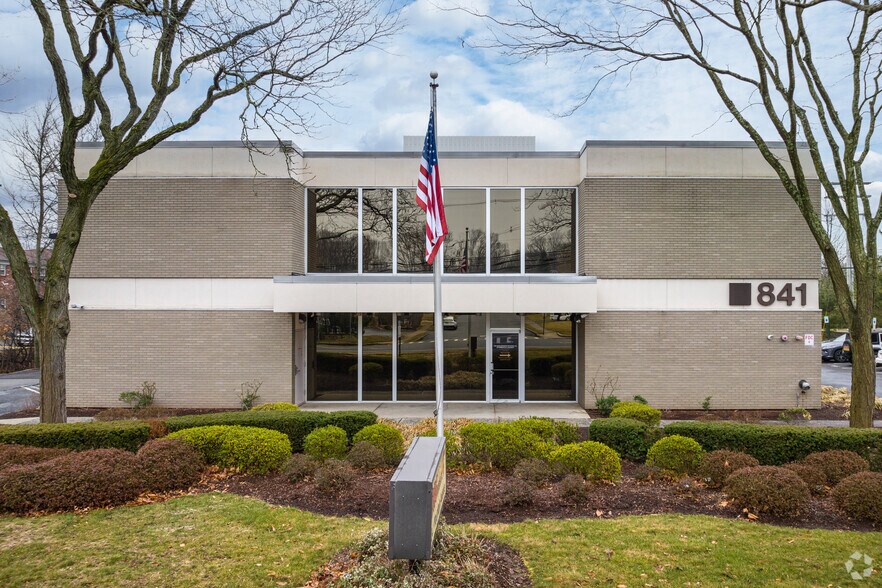 More Photos Of 841 Mountain Ave, Springfield Office Residential For Lease