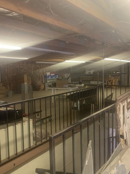 More Photos Of 46780 Clinton St, Indio Warehouse For Sale