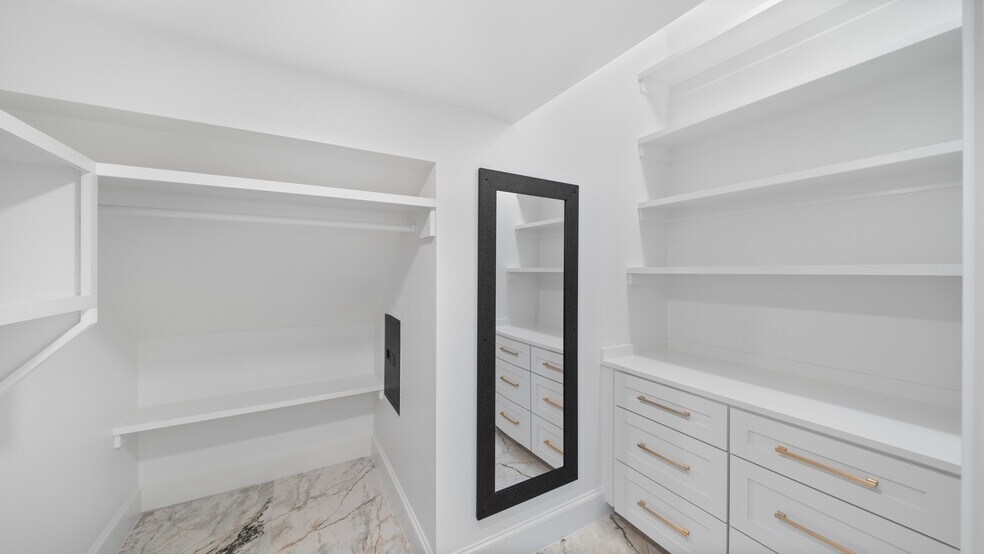 More Photos Of 2924 Ruger Dr, Royse City Service For Lease