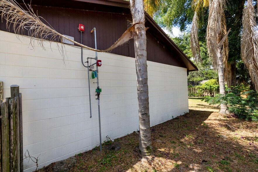 More Photos Of 7128 Wrenwood Cir, Tampa Rehabilitation Center For Sale