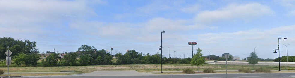 More Photos Of 503 N General Bruce Dr, Temple Land For Lease