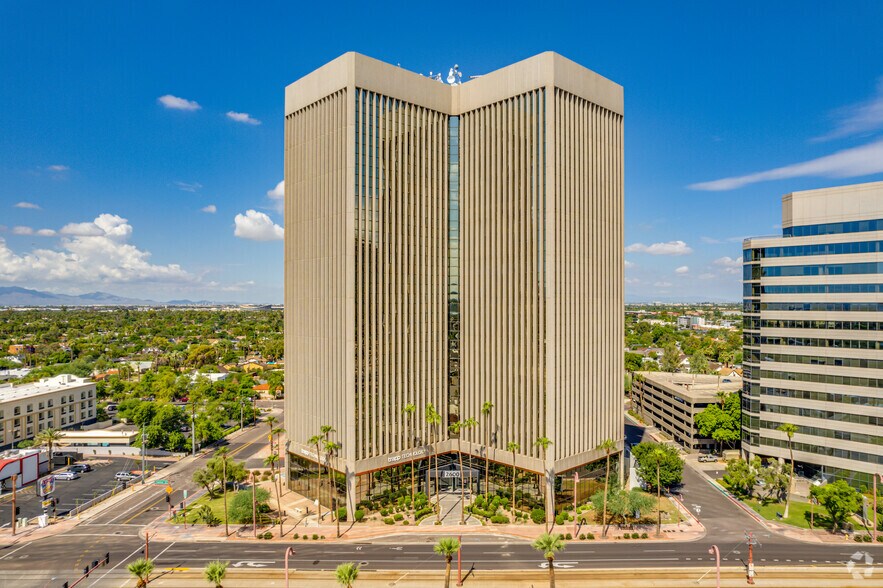 More Photos Of 2600 N Central Ave, Phoenix Office For Sale