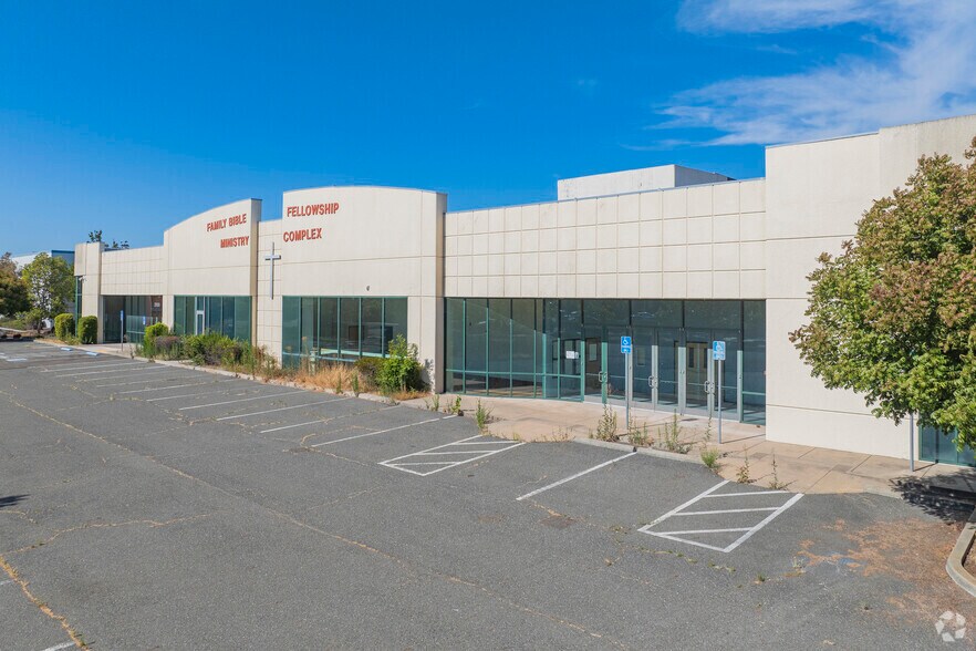 More Photos Of 37620 Filbert St, Newark Warehouse For Sale