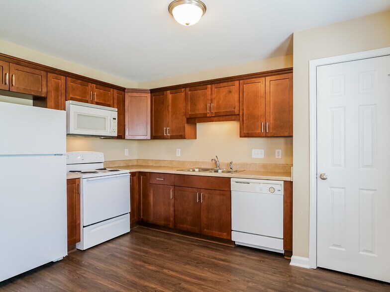 More Photos Of 15-103 Wolf Creek Ln, Lillington Apartments For Sale