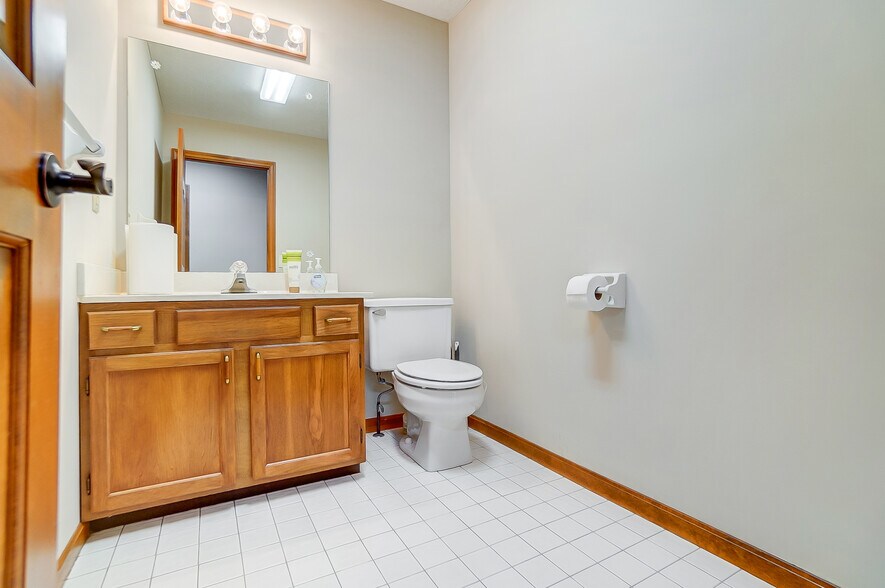 More Photos Of 9672-9694 Cincinnati Columbus Rd, West Chester Office Residential For Sale