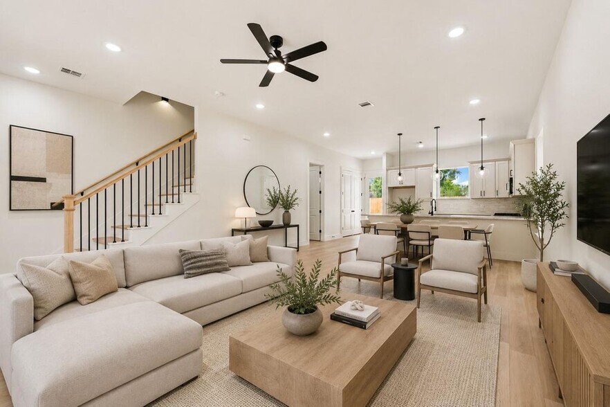More Photos Of 9119 Henrietta Street #A & B, Houston Multifamily For Sale