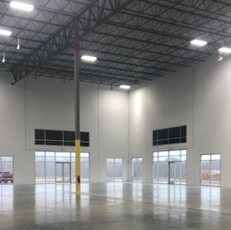 More Photos Of 323 Logistics Ln, Talmo Warehouse For Lease
