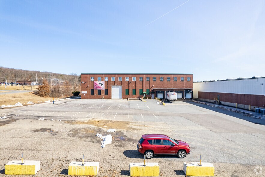 More Photos Of 10-12 Jaycee Dr, West Hazleton Warehouse For Lease