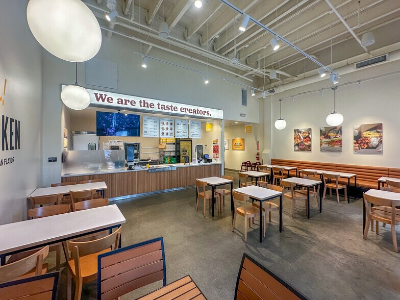 More Photos Of 110 S Fairfax Ave, Los Angeles Office For Lease