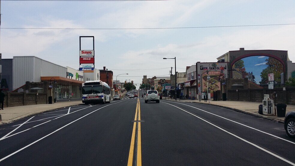 More Photos Of 322 W Chelten Ave, Philadelphia Office For Lease