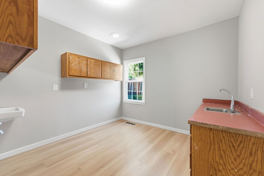 More Photos Of 2890 Concord Blvd, Concord Medical For Sale