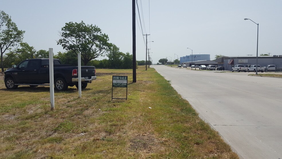 More Photos Of 4201 Glenview Dr, Haltom City Land For Sale