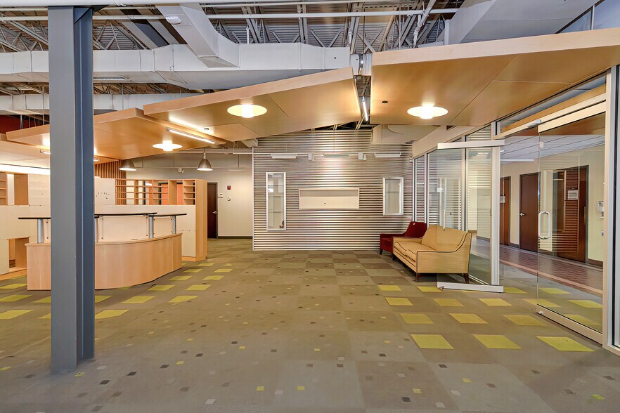 More Photos Of 1 Rounder Way, Burlington Office For Lease