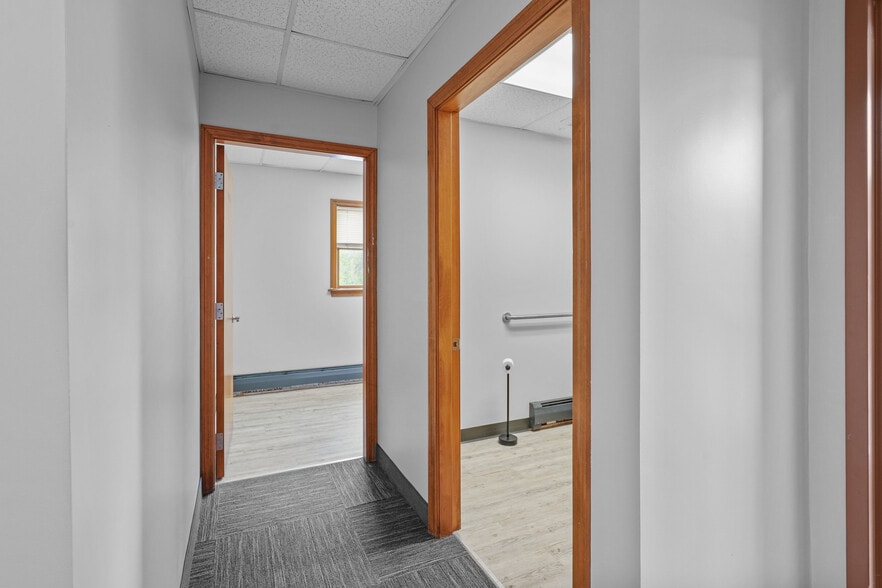 More Photos Of 65 Valley St, East Providence Office For Lease