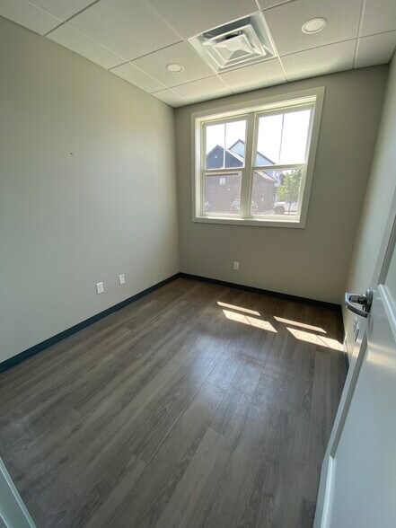 More Photos Of 8083 Vineyard Pky, Kalamazoo Freestanding For Lease