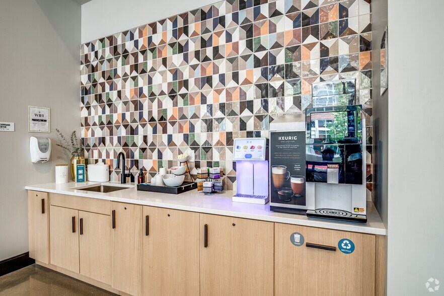 More Photos Of 650 Portland Ave S, Minneapolis Apartments For Lease