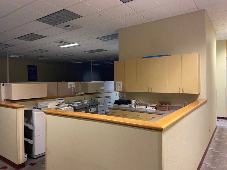 More Photos Of 102 E Poplar St, Walla Walla Flex For Sale