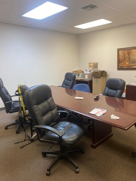 More Photos Of 621 N Decatur St, Montgomery Warehouse For Lease