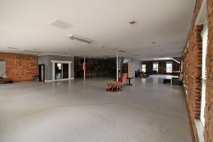 More Photos Of 76 Union St S, Concord Loft Creative Space For Lease