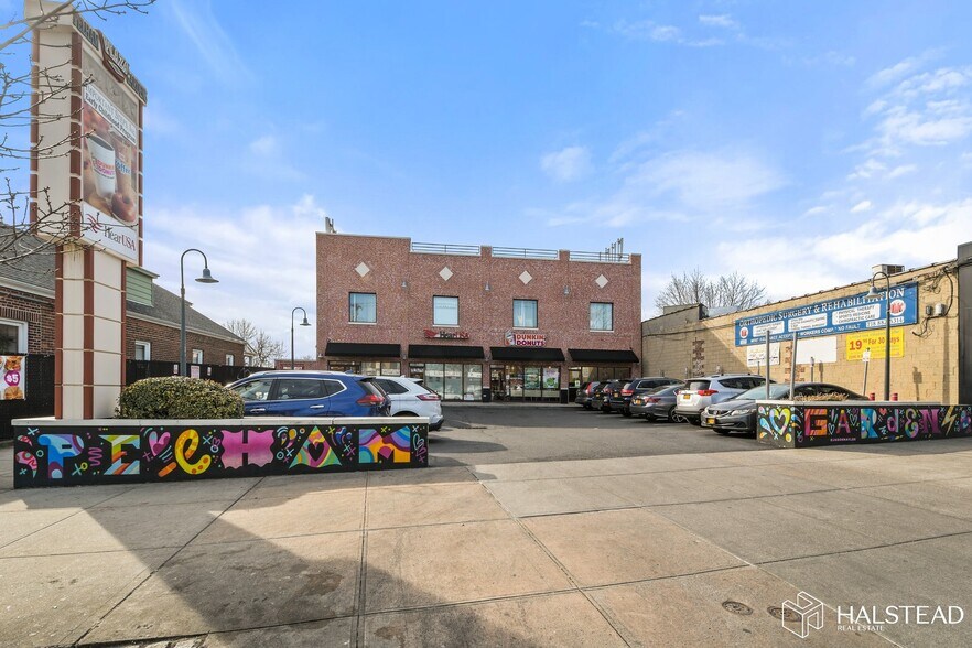 More Photos Of 2447-2451 Eastchester Rd, Bronx Medical For Lease