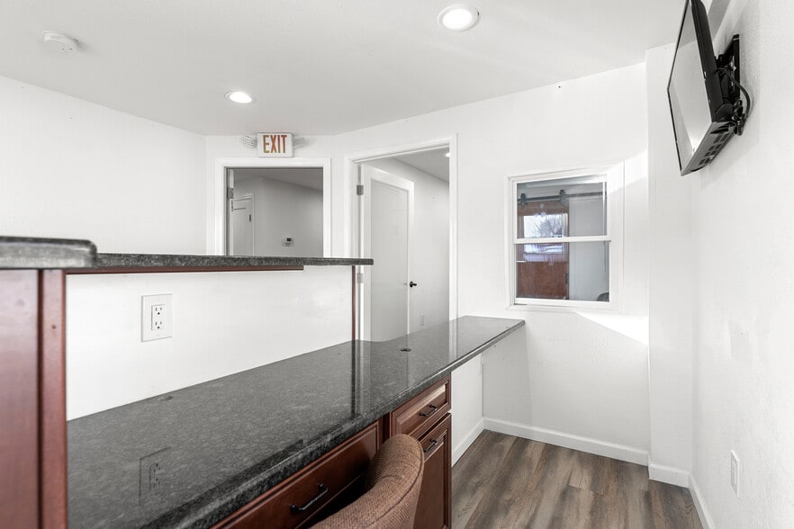 More Photos Of 249 W Main St, Avon Office For Lease