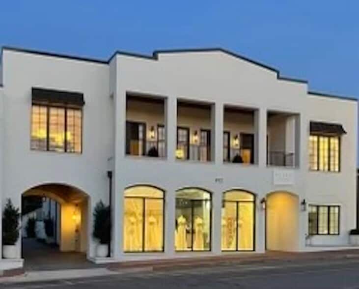 More Photos Of 152 N Section St, Fairhope Storefront Retail Residential For Sale