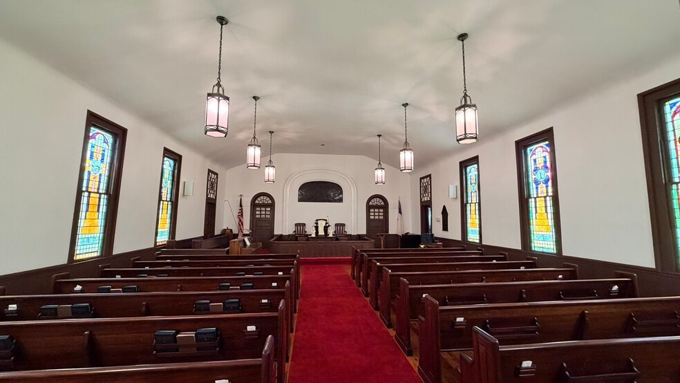 More Photos Of 206 Buncombe St, Roper Religious Facility For Sale