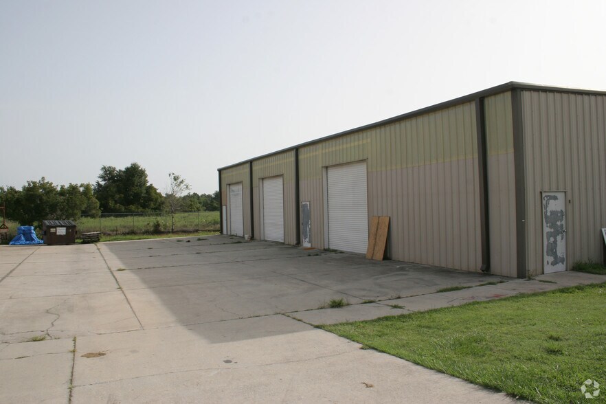 Primary Photo Of 4411 Holden Rd, Lakeland Warehouse For Lease