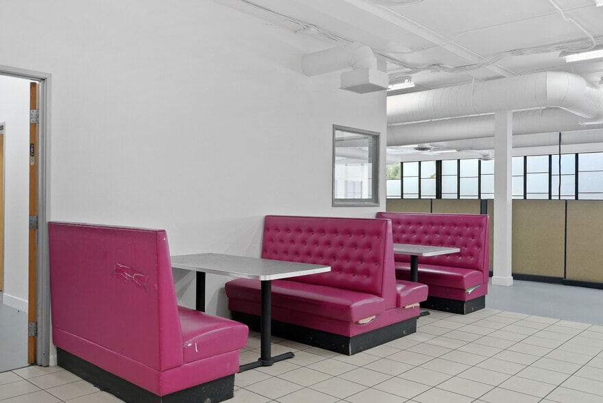 More Photos Of 2215 N Broadway, Santa Ana Medical For Sale