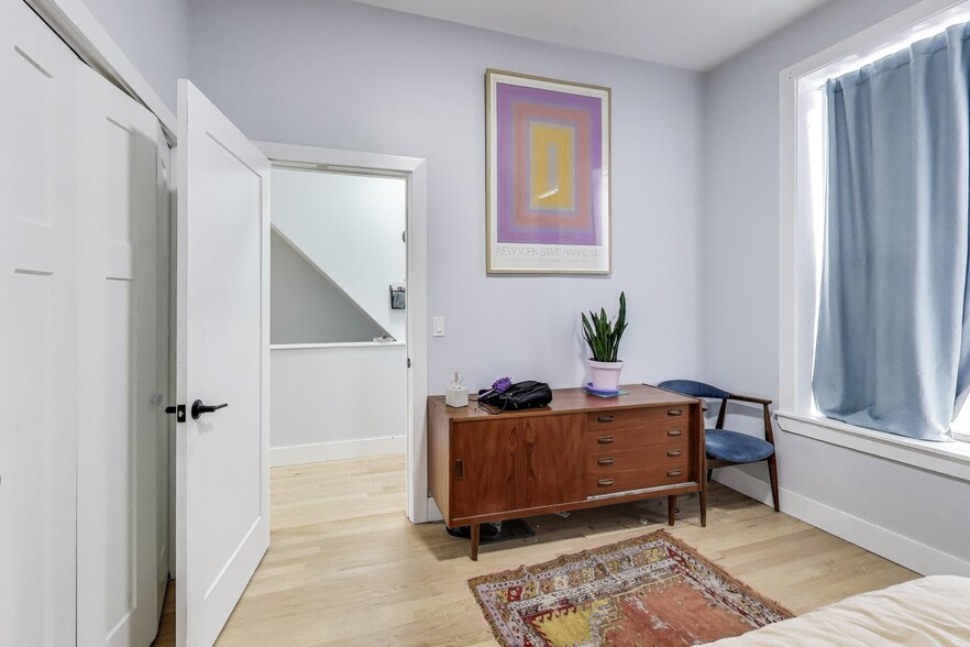 More Photos Of 932 N Richmond St, Chicago Multifamily For Sale