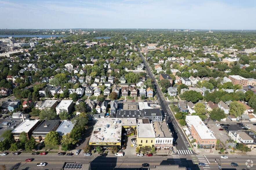 More Photos Of 2604 S Lyndale Ave, Minneapolis Office For Lease