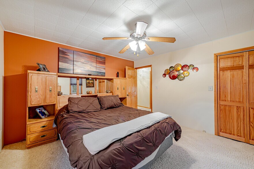 More Photos Of 175 Mount Joy Rd, Mount Pleasant Industrial For Sale