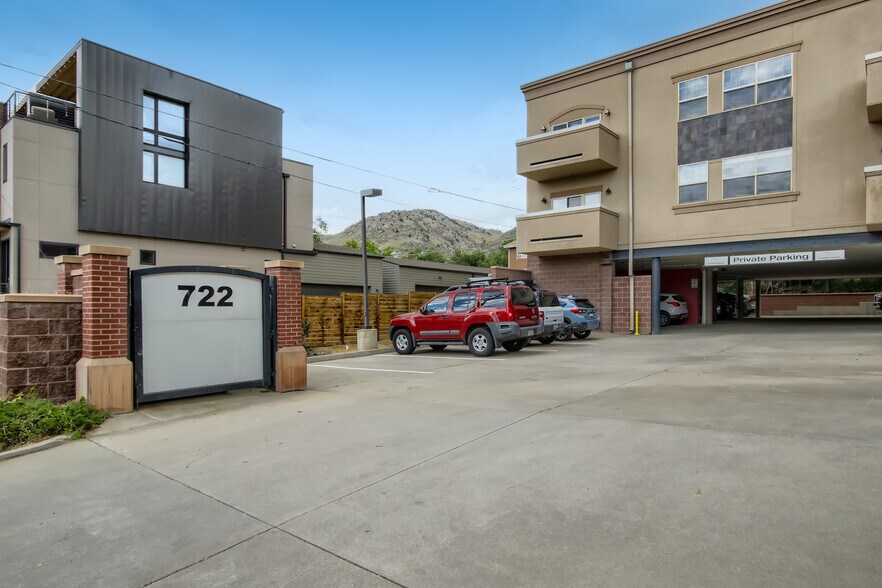More Photos Of 722 Washington Ave, Golden Office Residential For Sale