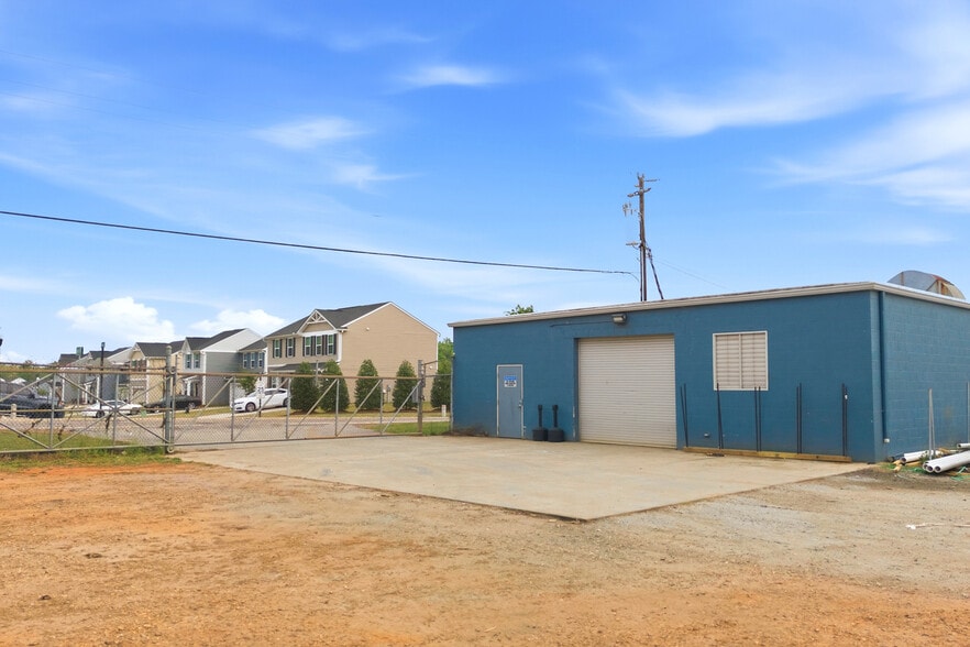 More Photos Of 810 Shiloh Rd, Piedmont Warehouse For Sale