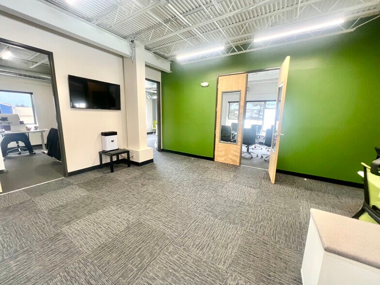 More Photos Of 1119 N Keystone Way, Carmel Medical For Lease