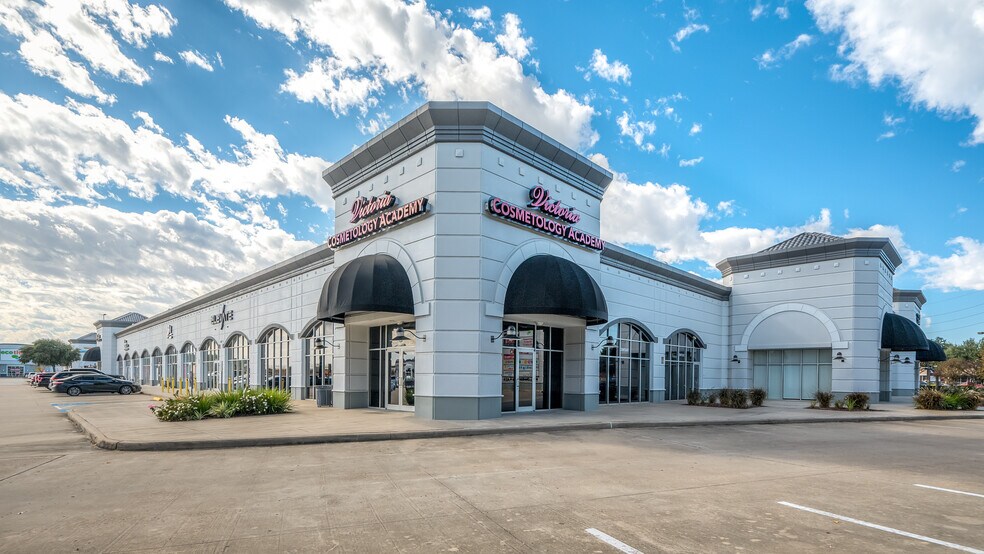 More Photos Of 17175-17395 SH 249, Houston Unknown For Lease