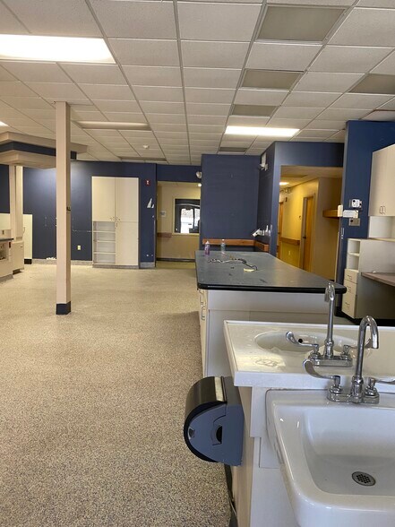 More Photos Of 3865 Medical Park Dr, Austell Medical For Lease