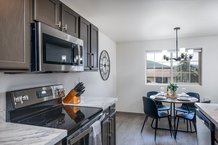 More Photos Of 1430 3rd Ave E, Kalispell Apartments For Sale