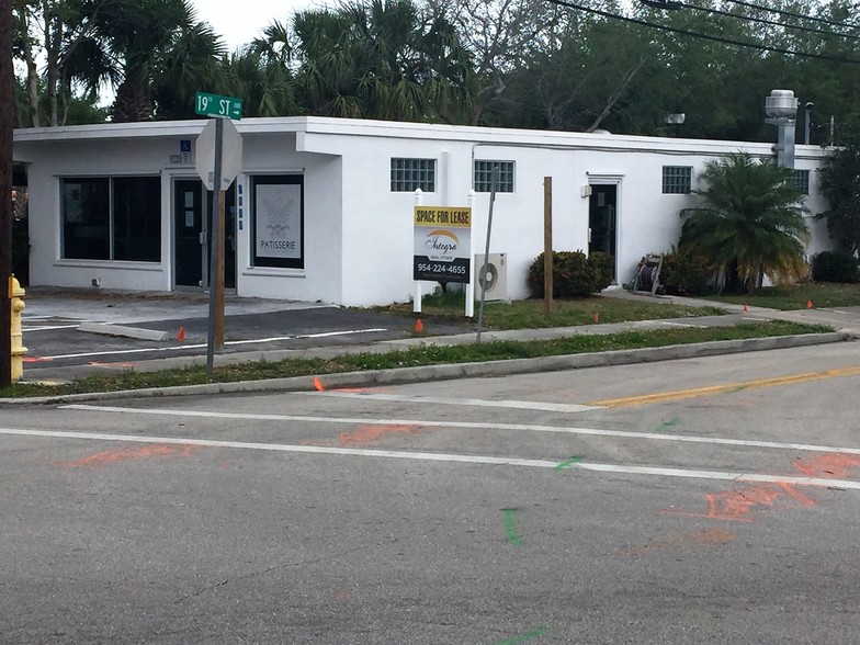 Primary Photo Of 1910 Old Dixie Hwy, Vero Beach Restaurant For Lease