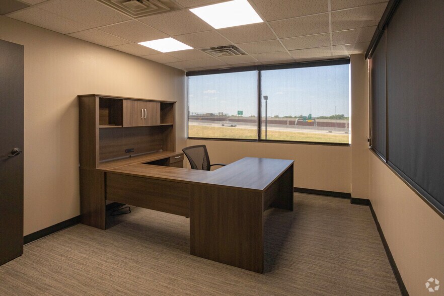 More Photos Of 2424 Springer Dr, Norman Office For Lease