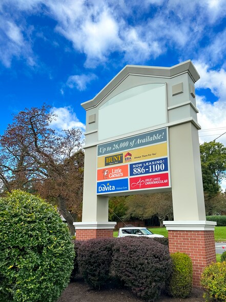 More Photos Of 459-477 S Transit St, Lockport Unknown For Lease