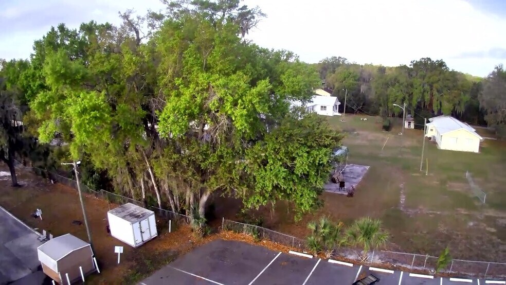 More Photos Of 1095 US Highway 17 S, Bartow Auto Repair For Sale