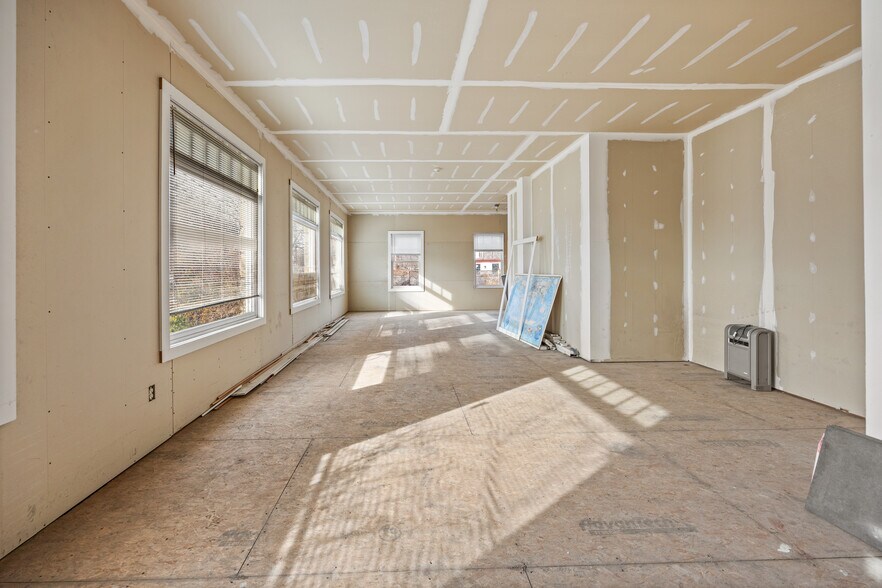 More Photos Of 76 Tokeneke Rd, Darien Office For Lease
