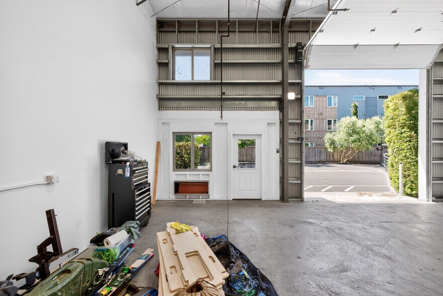 More Photos Of 1229 Grove St, Healdsburg Warehouse For Sale
