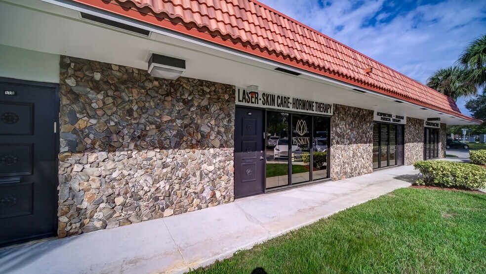 More Photos Of 201 N University Dr, Plantation Medical For Sale