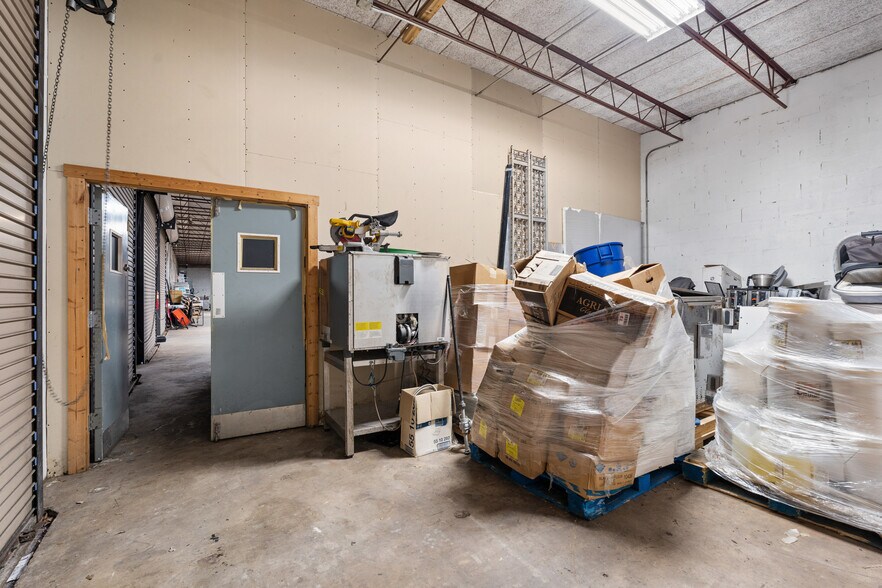More Photos Of 802 NW 57th Ct, Fort Lauderdale Warehouse For Lease
